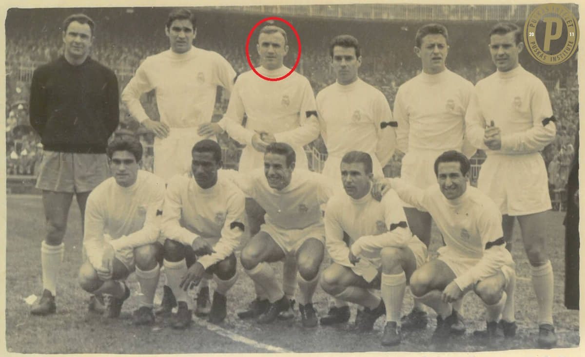 Isten éltesse José Santamaríát!